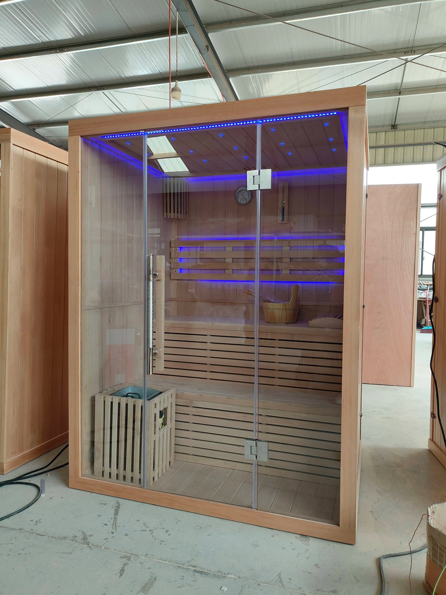 Household Sauna Room With Transom Windows Customizable Steam Cabin